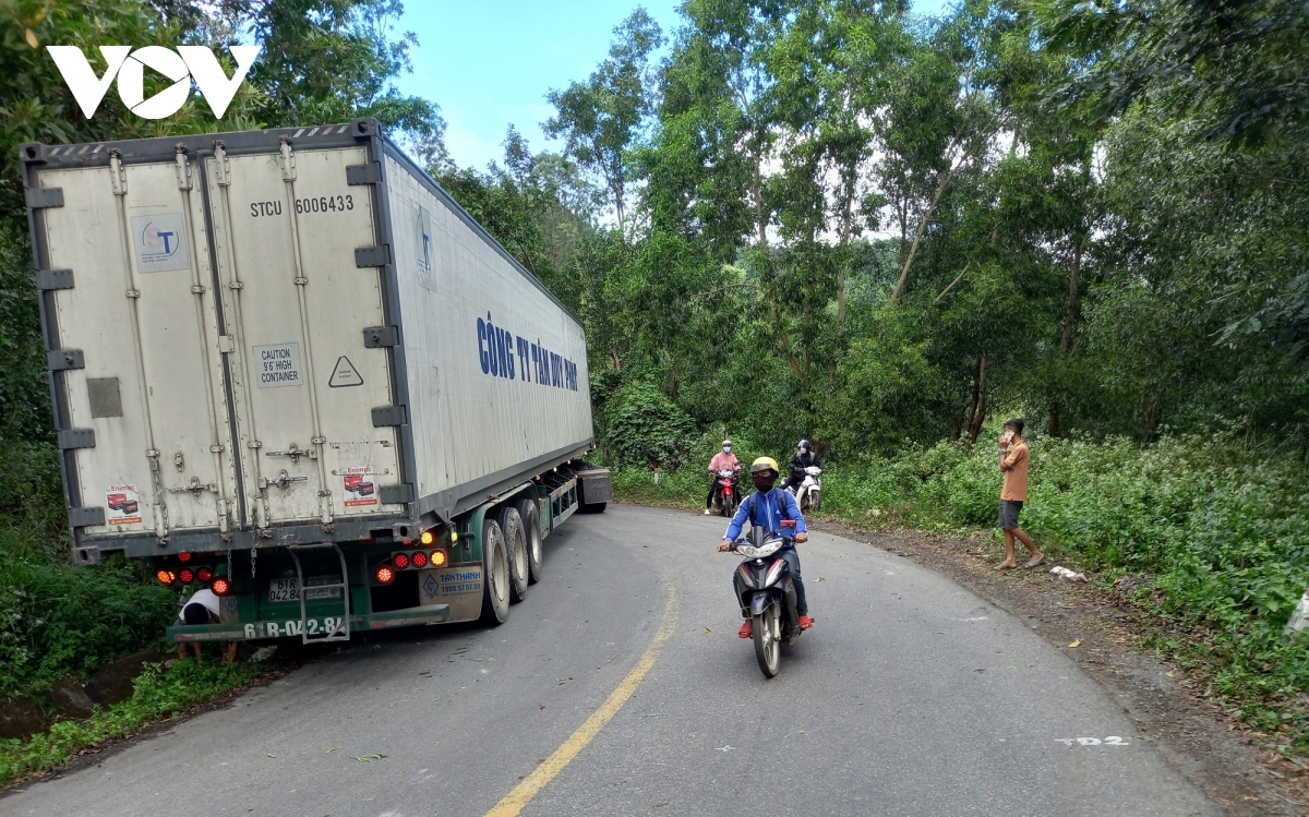 Cần có chính sách đặc thù hút đầu tư, giải quyết đầu ra cho nông sản miền núi